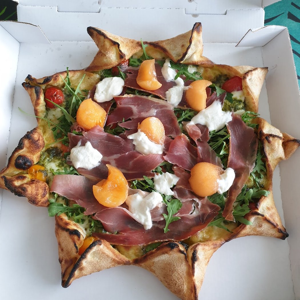 Pizzas à emporter à Bouaye, Le Savoyard 1