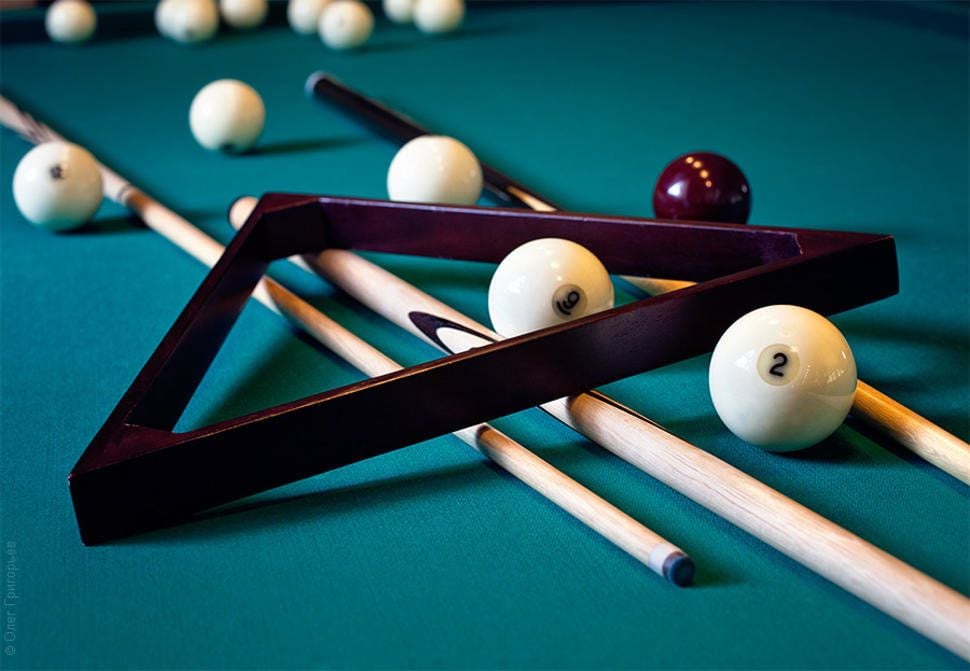 Q-Ball Billiards 1