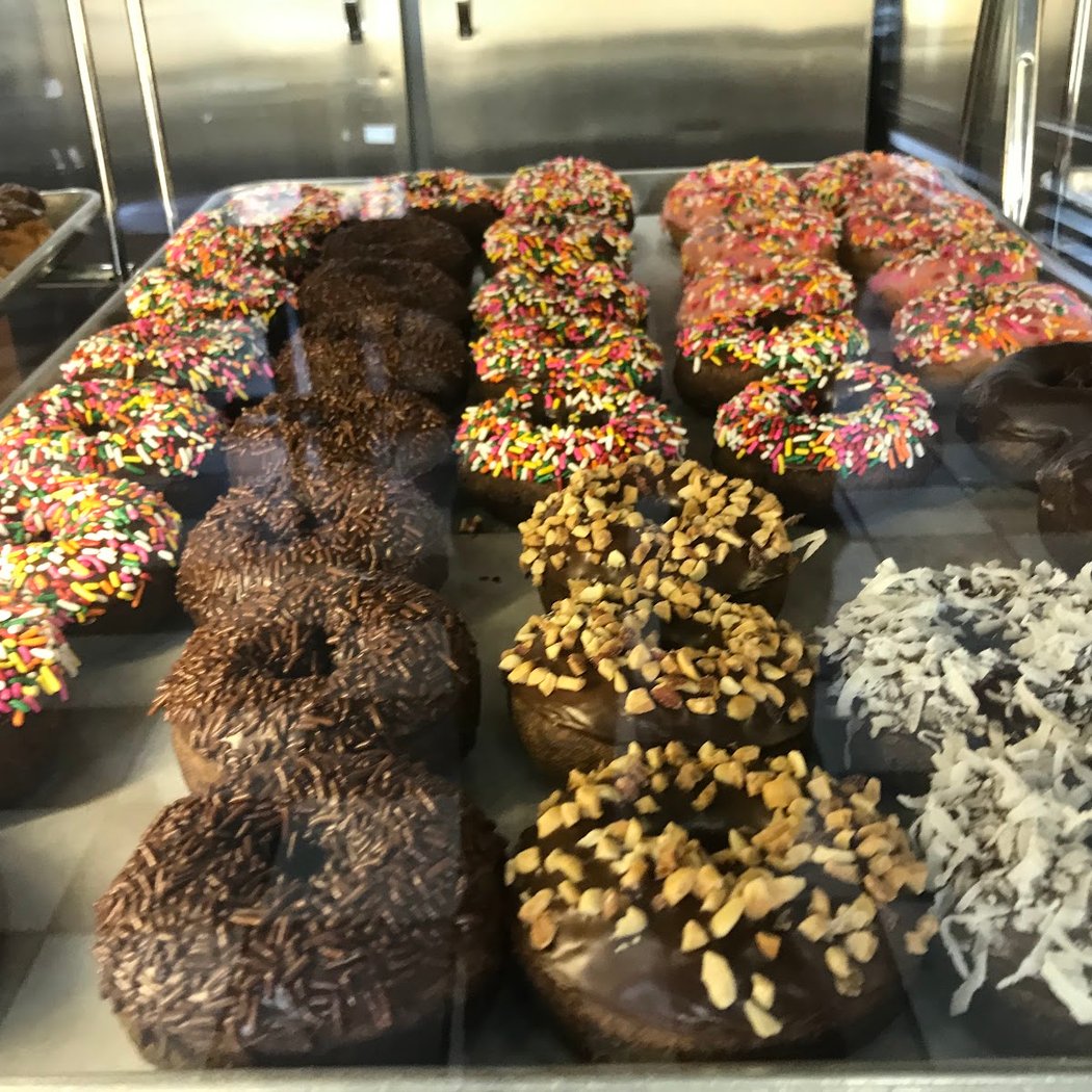 Lee's Donuts 1