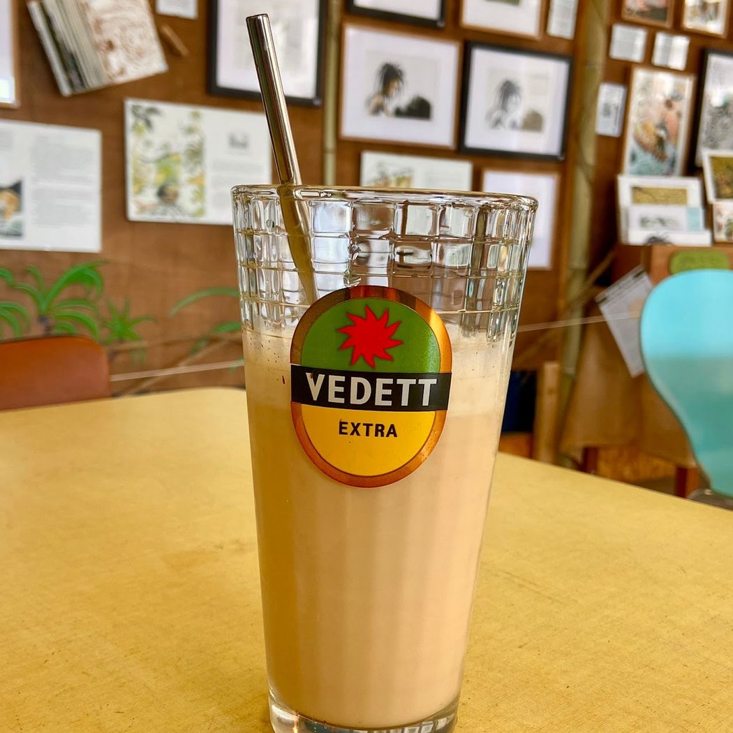 La Cafetière 3