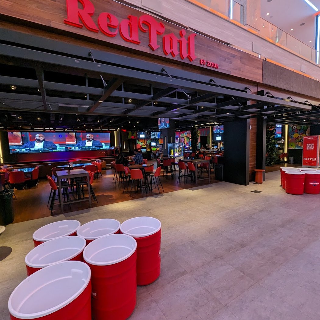 RedTail Sports Bar 3
