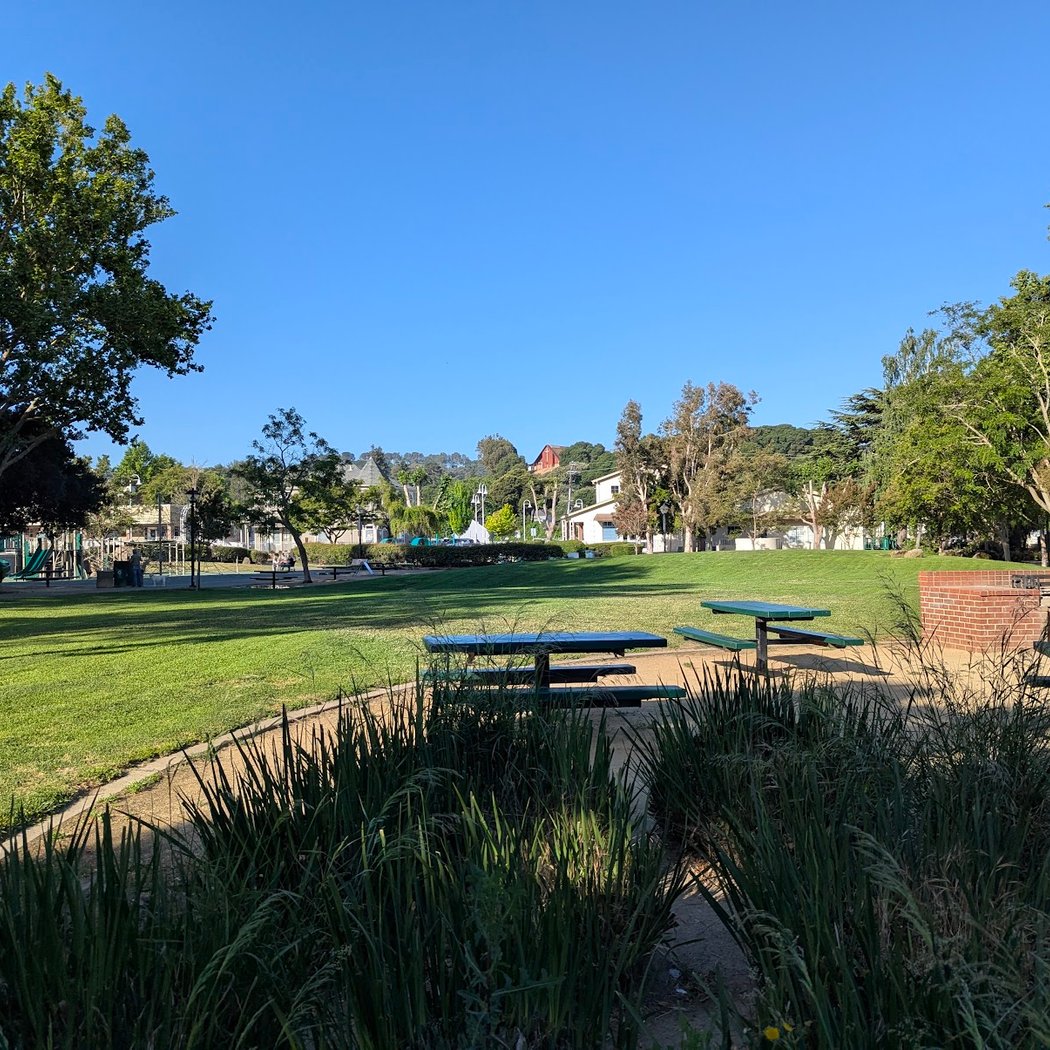 Concerts at Fernandez Park 2
