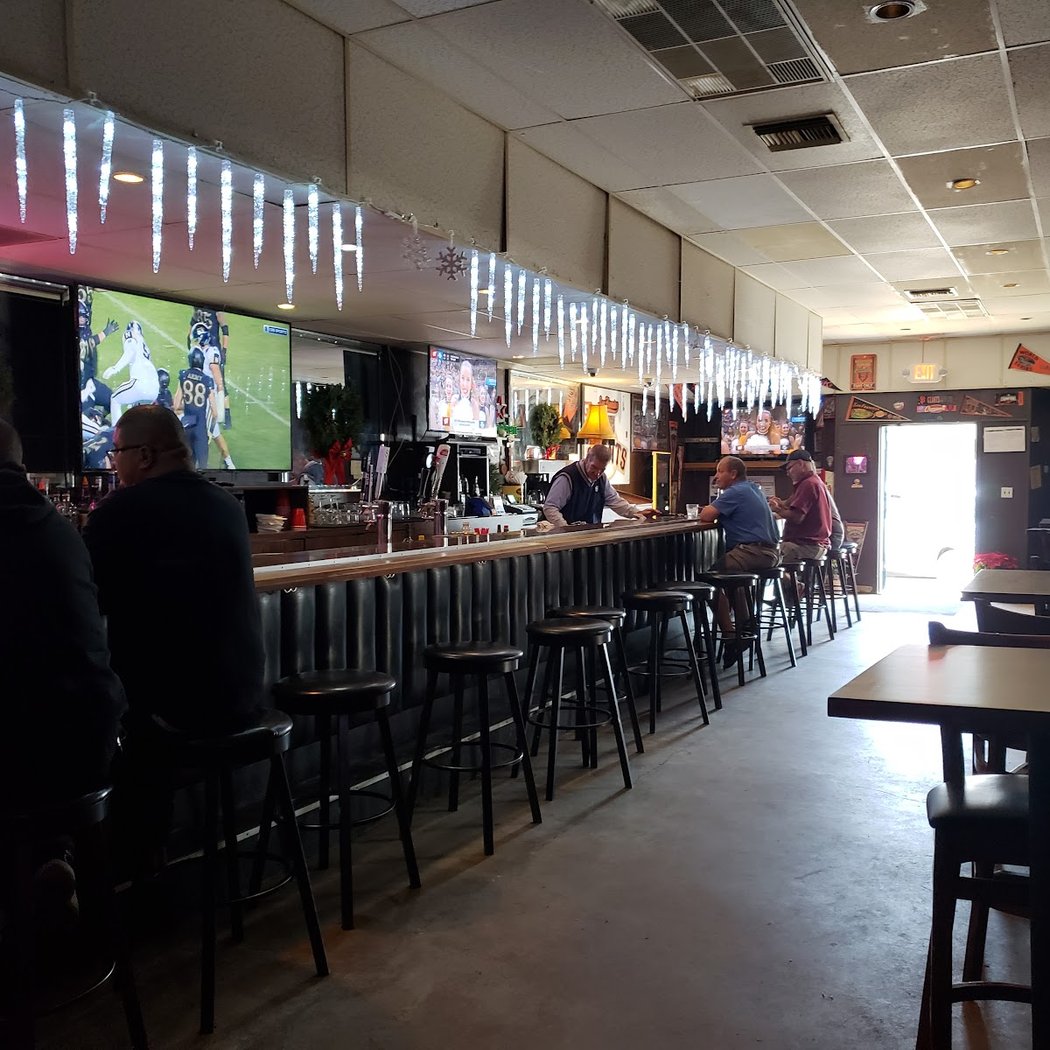 Bucky's Cocktail Lounge 1