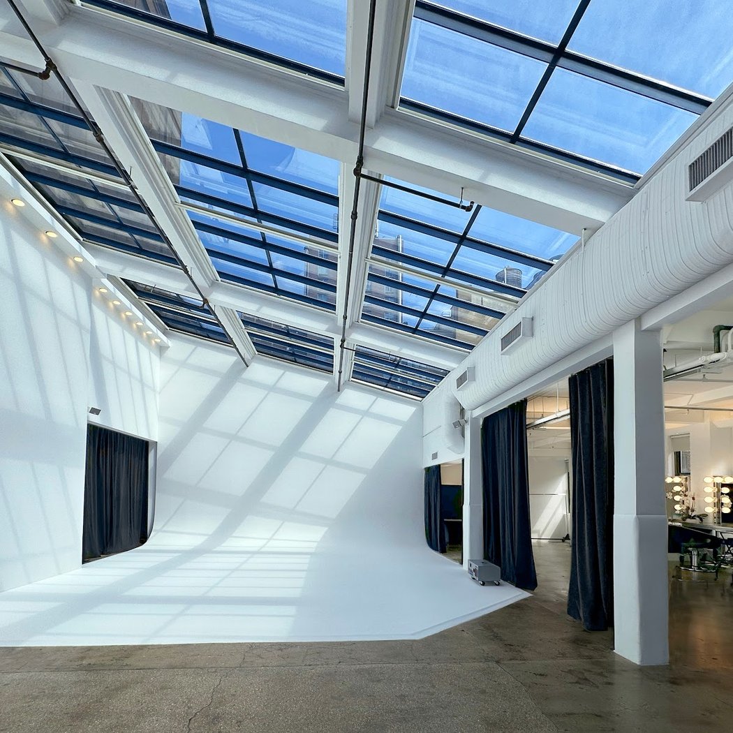 Go Studios Penthouse + Rooftop 3