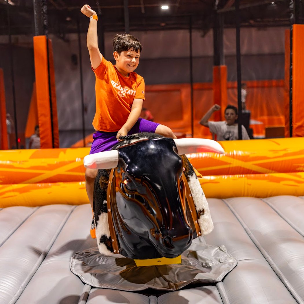 Big Air Trampoline & Adventure Park 1