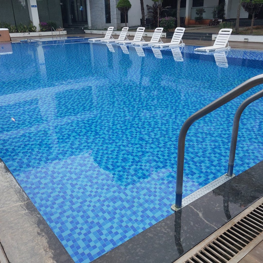 VRR Astoria Resort & Convention Center 4