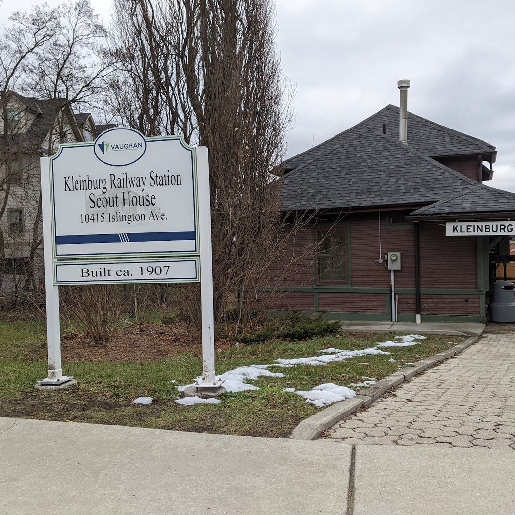 Kleinburg Railway Station 2
