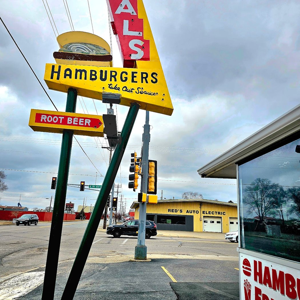 Val's Hamburgers 3