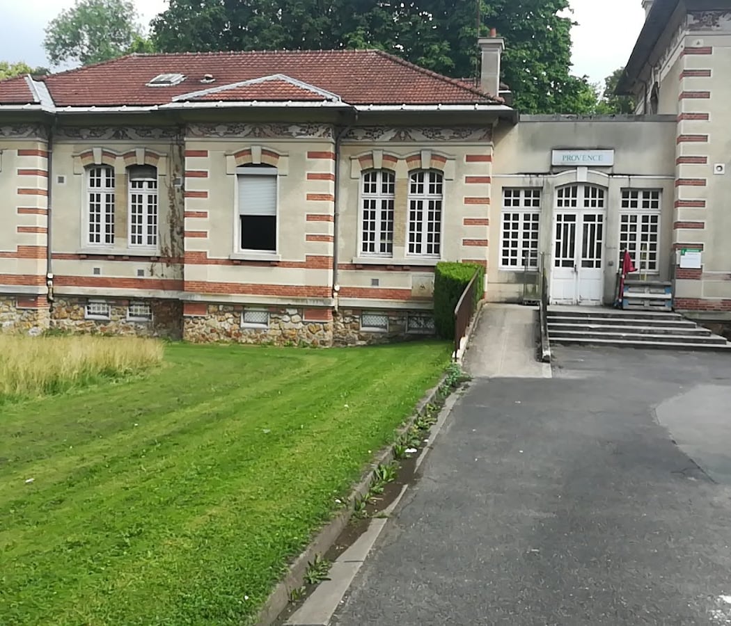 Ouverture du musée de la psychiatrie et exposition par la Serhep 3