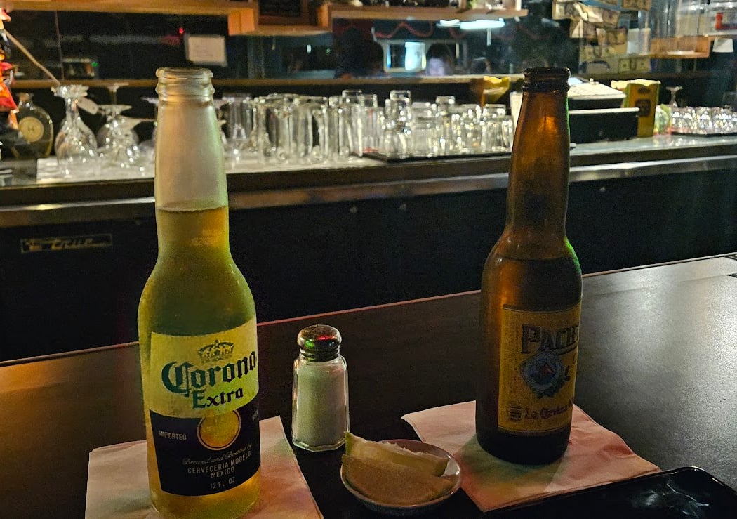 Bar El Tenampa De Oakland Ca. 1