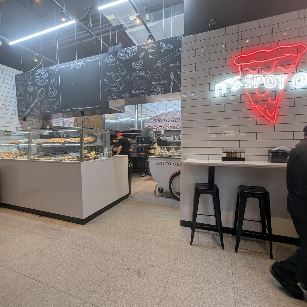 Spoto Pizza & Gelato 3