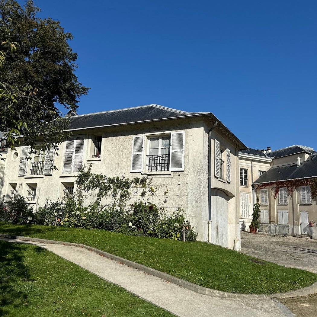 Château Raspail 1