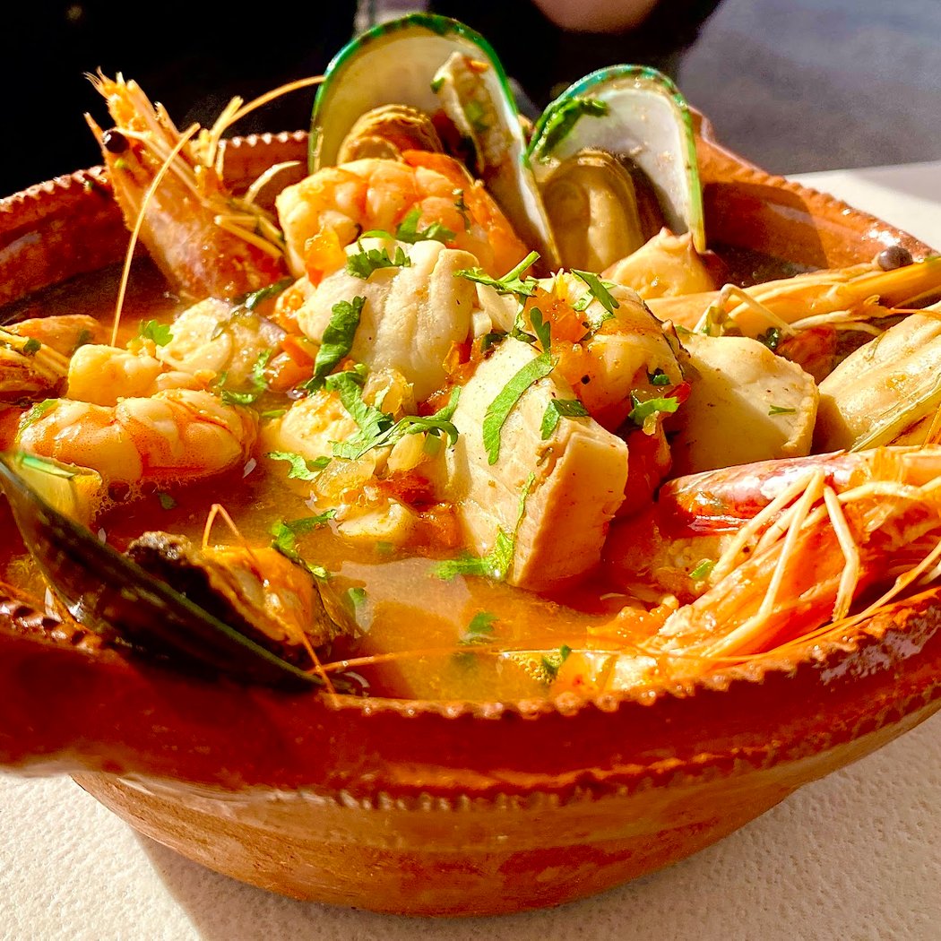 P Azul Sea food food truck 1