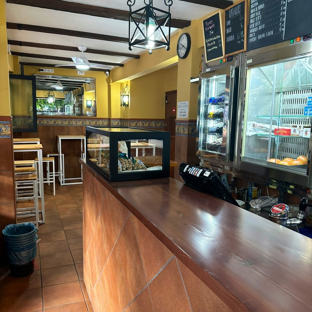 Bodega La Esquina 2
