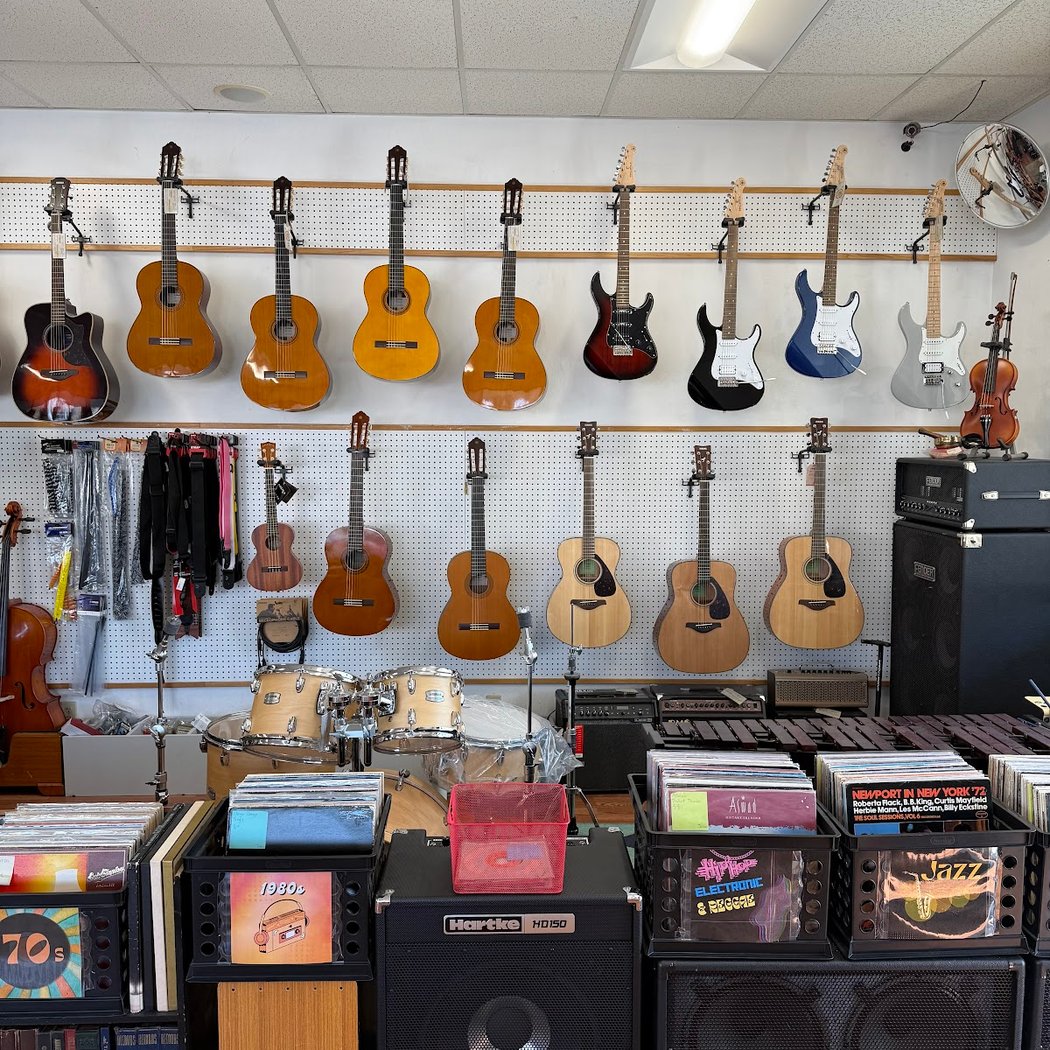 Ingram and Brauns Musik Shoppe 3