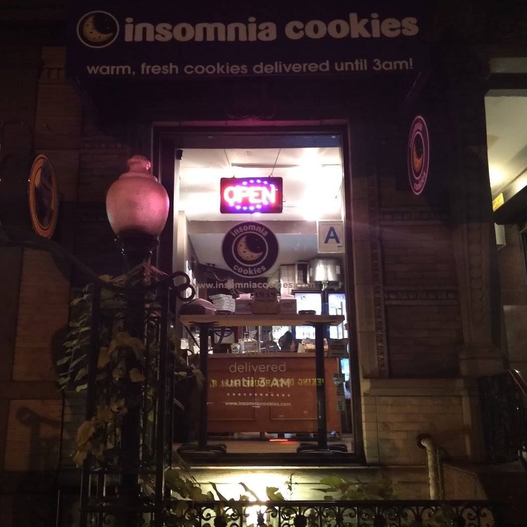 Insomnia Cookies 2