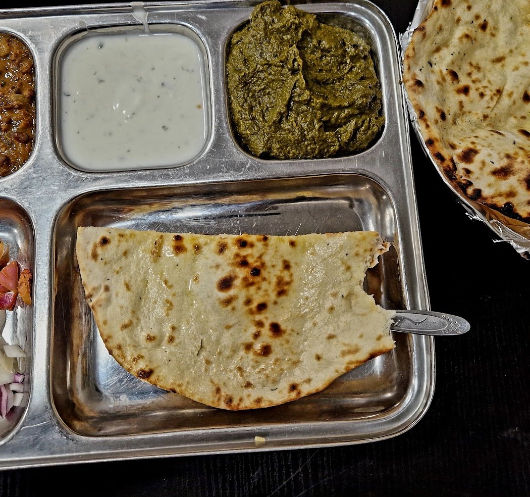 Apna Punjab Restaurant 100% Végétarien 3