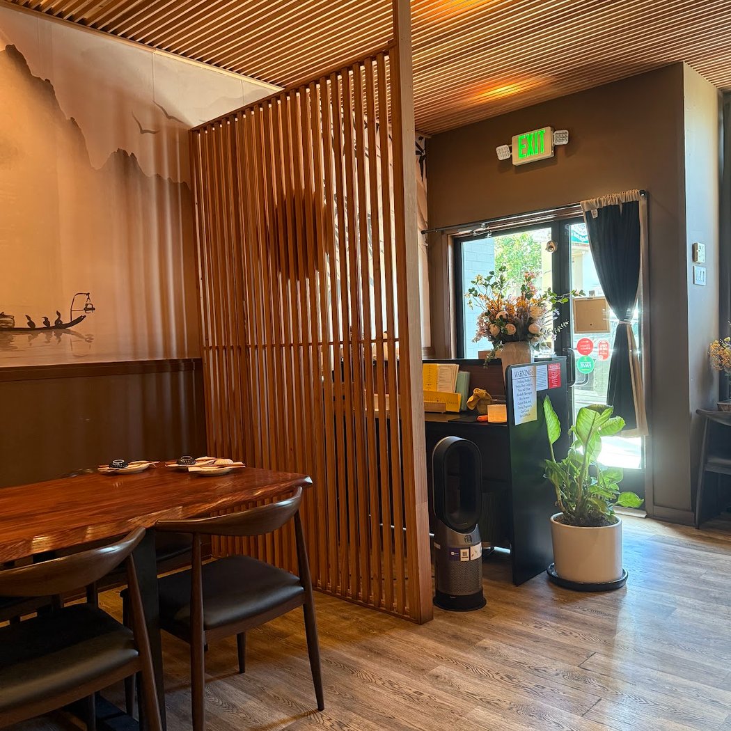Zentarou Sushi and Sake Bar 3