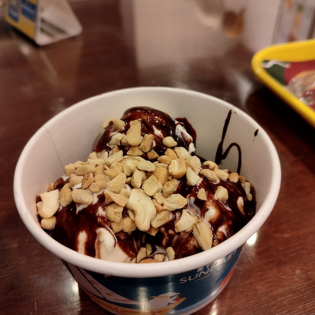 Polar Bear Ice Cream Sundaes - Malleshwara 3