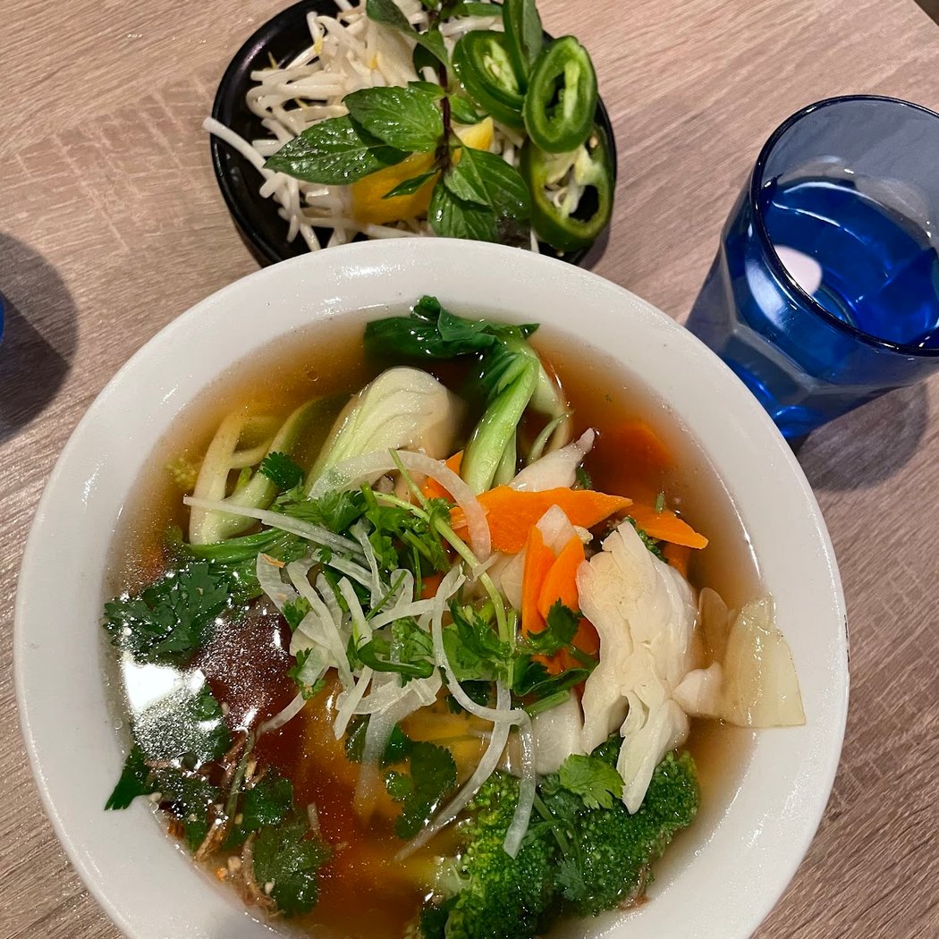 Pho Tai 3