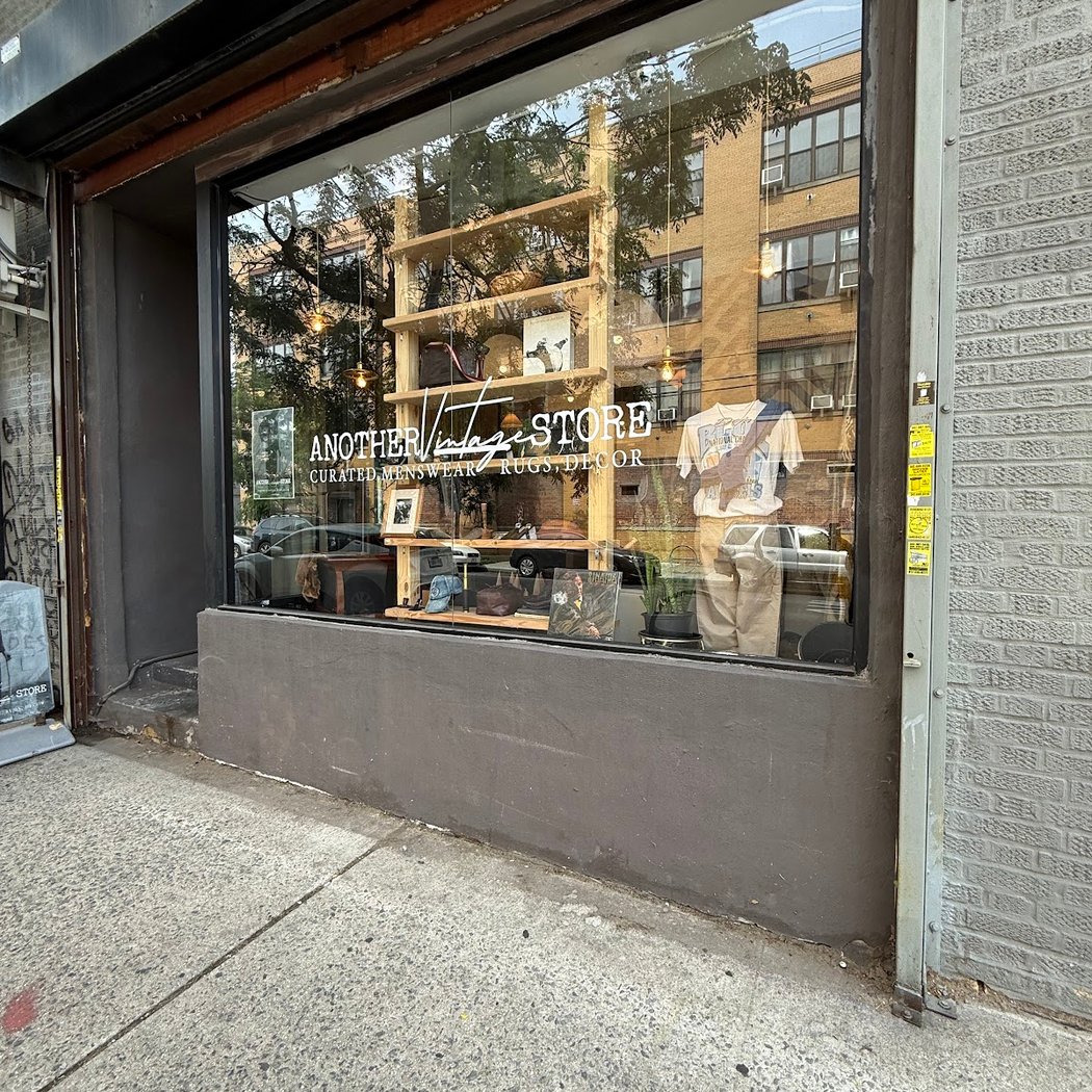 Another Vintage Store 2