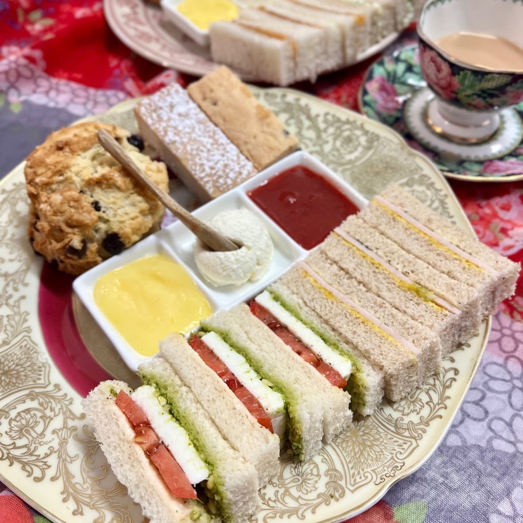 Holiday Tea Party 1