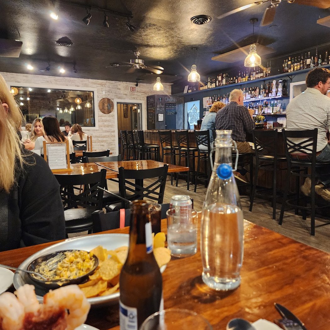 JJ's Table and Bar 2
