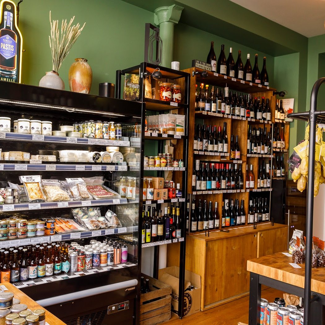 DAME NATION Cave/épicerie 1