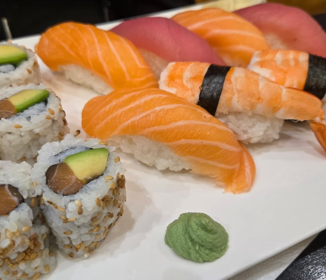 Sushi room 3
