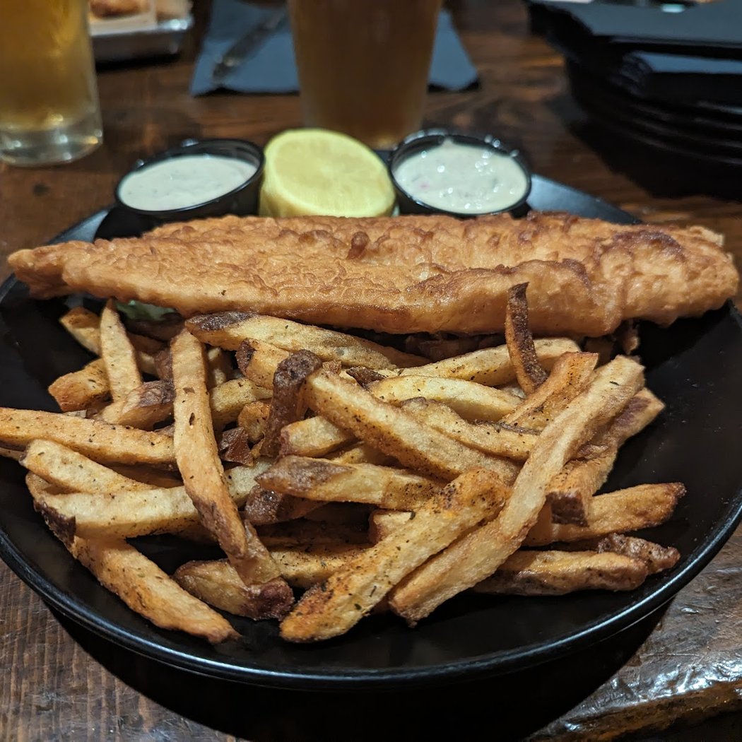 Roxy's Pub 3