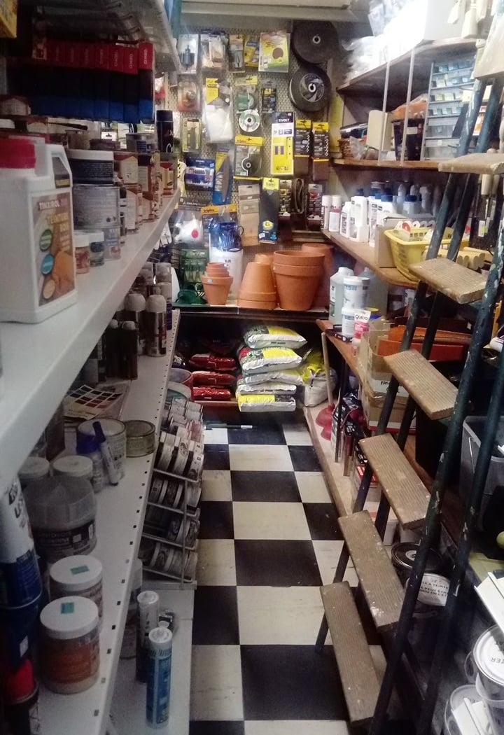 Au Bazar Bleu 1