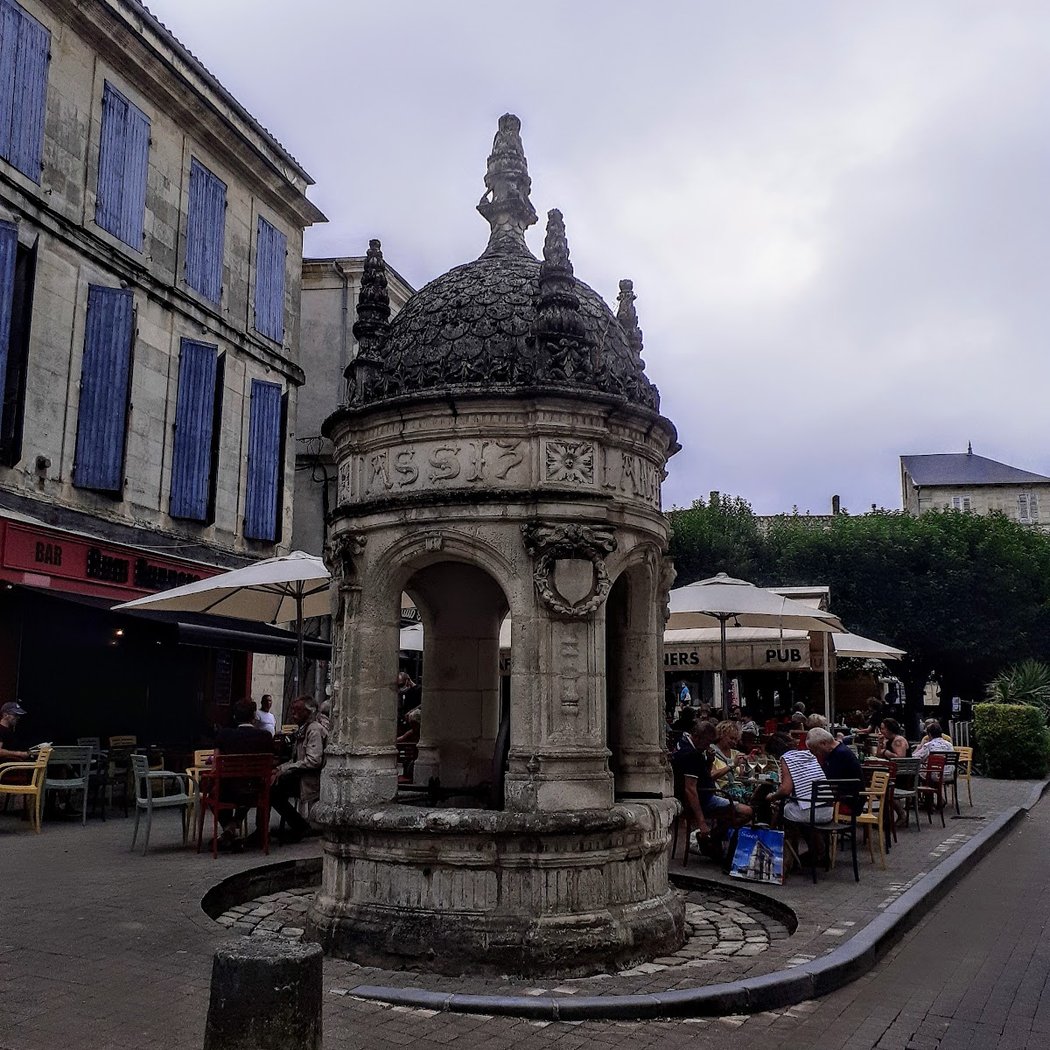 Pl. du Marché 2