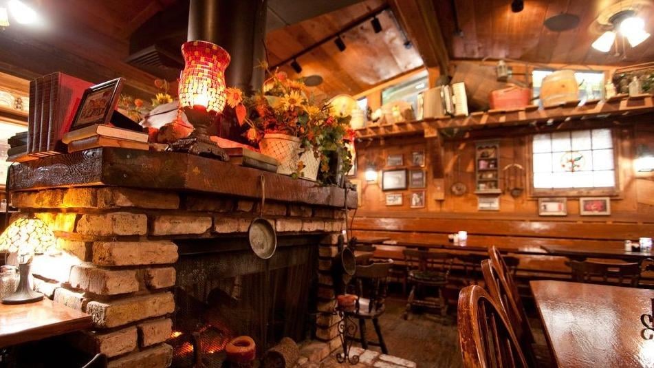 The Field Irish Pub & Eatery 2