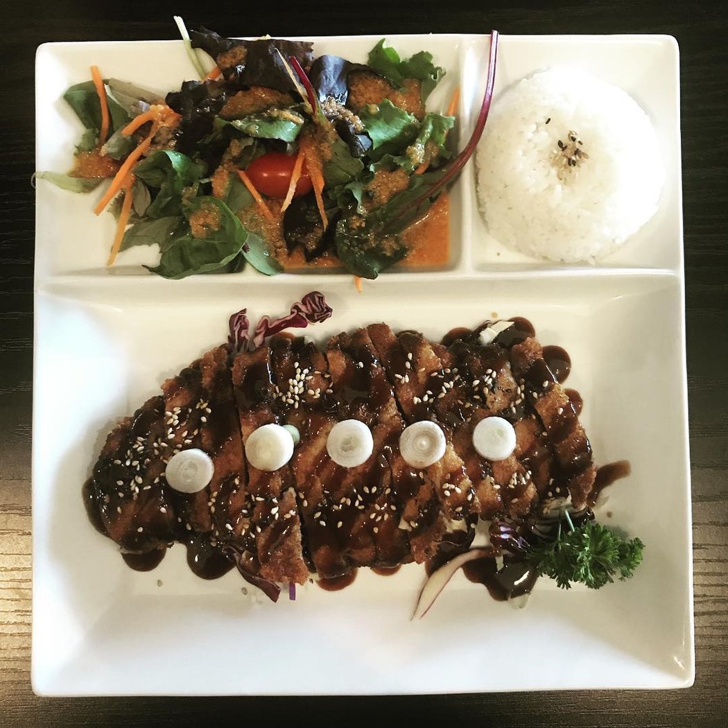 Umi Sushi & Sake 3