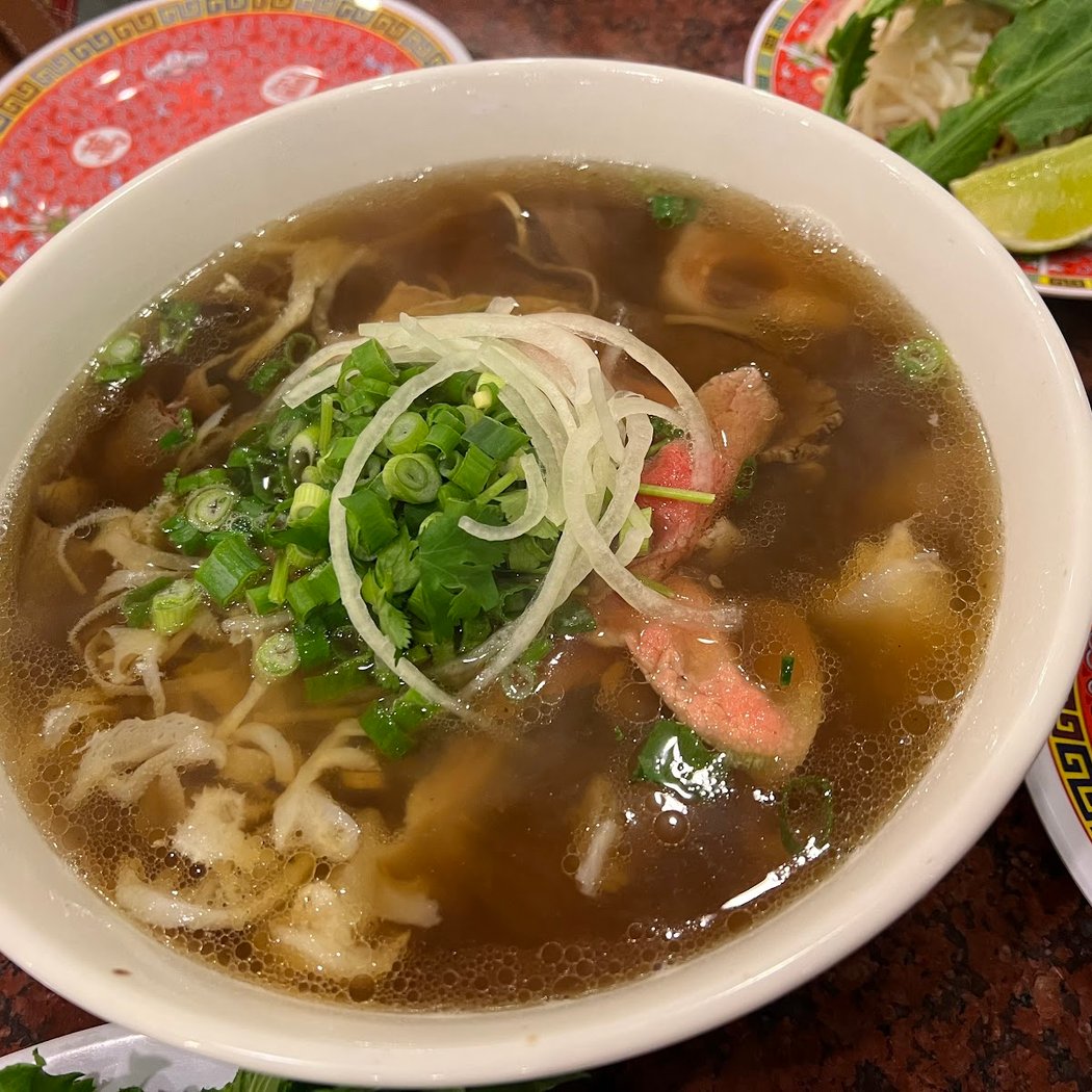 Thiên Long Restaurant 1