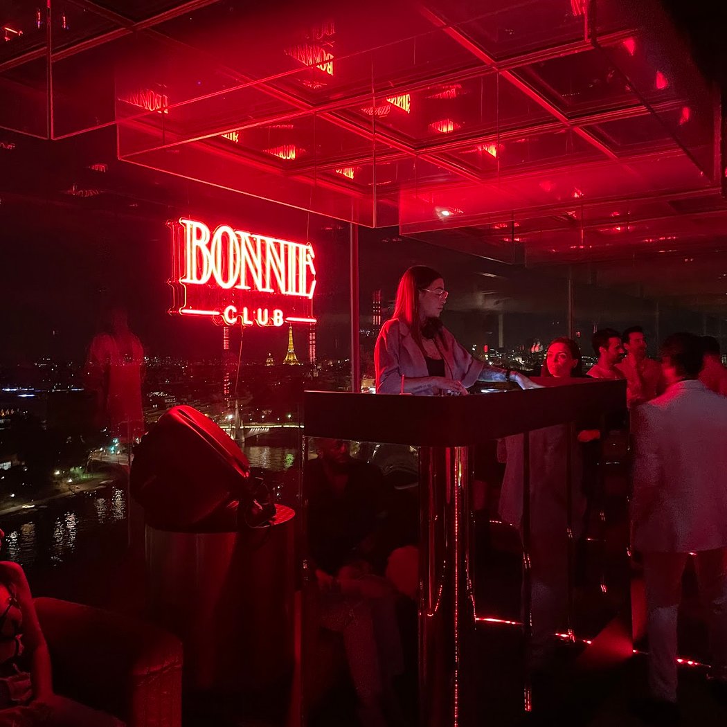Bonnie Club 4