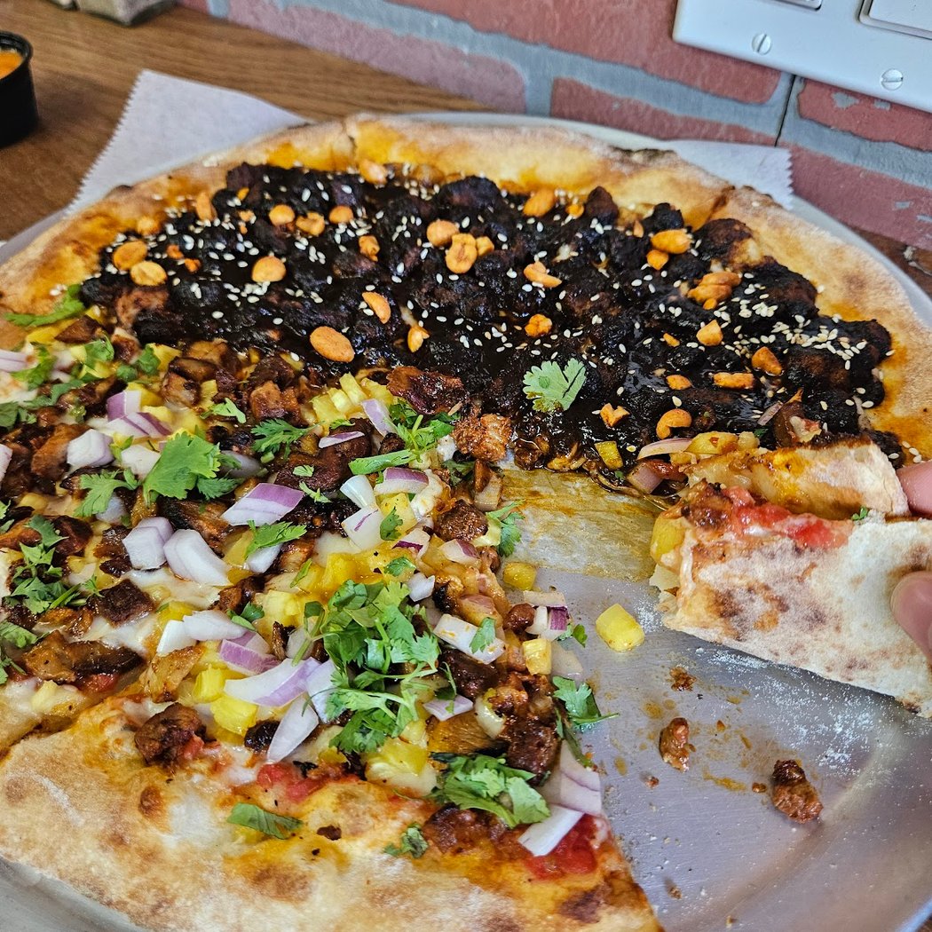 Five Dreams Pizzeria y Antojitos 1