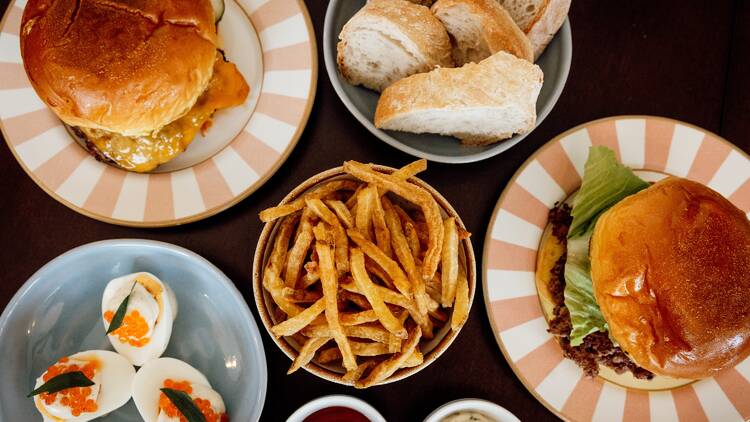 Pigalle Smash Bistro 1
