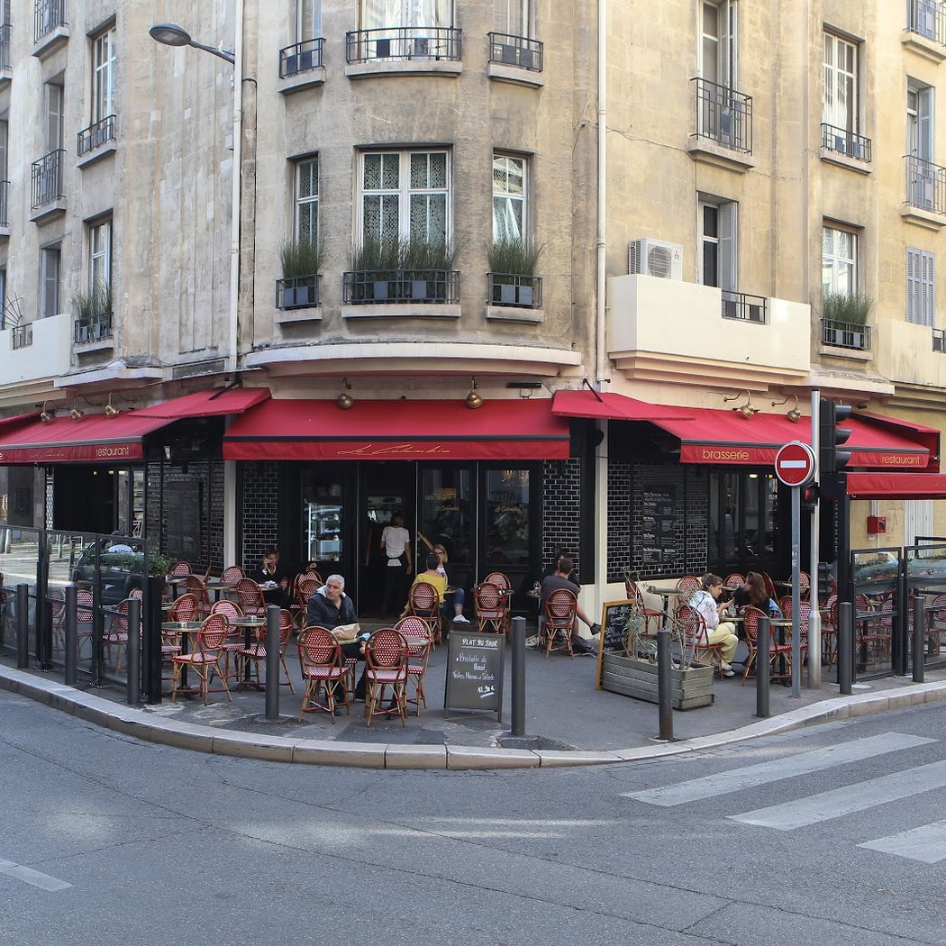 Le Colombia Brasserie Cinq-Avenues 3