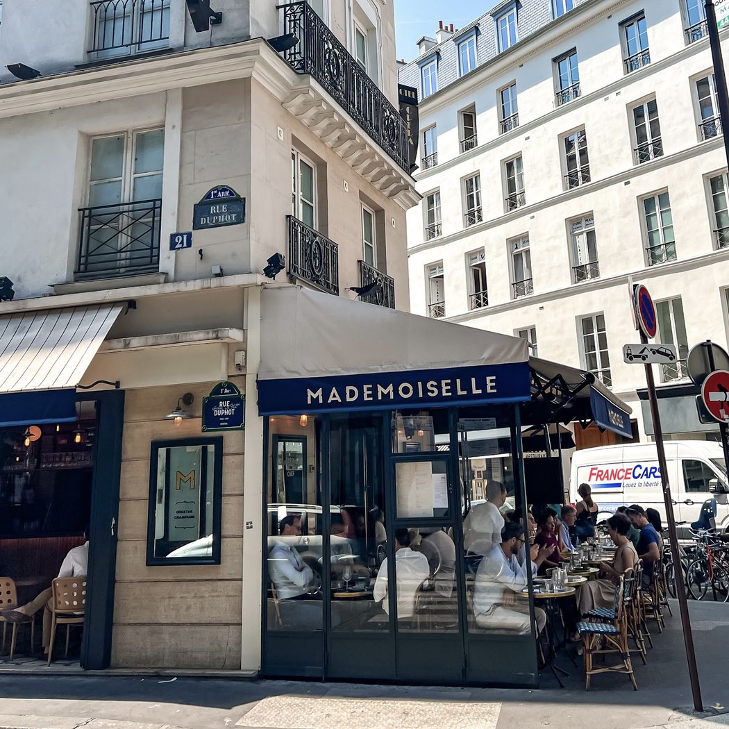 Café Mademoiselle 2