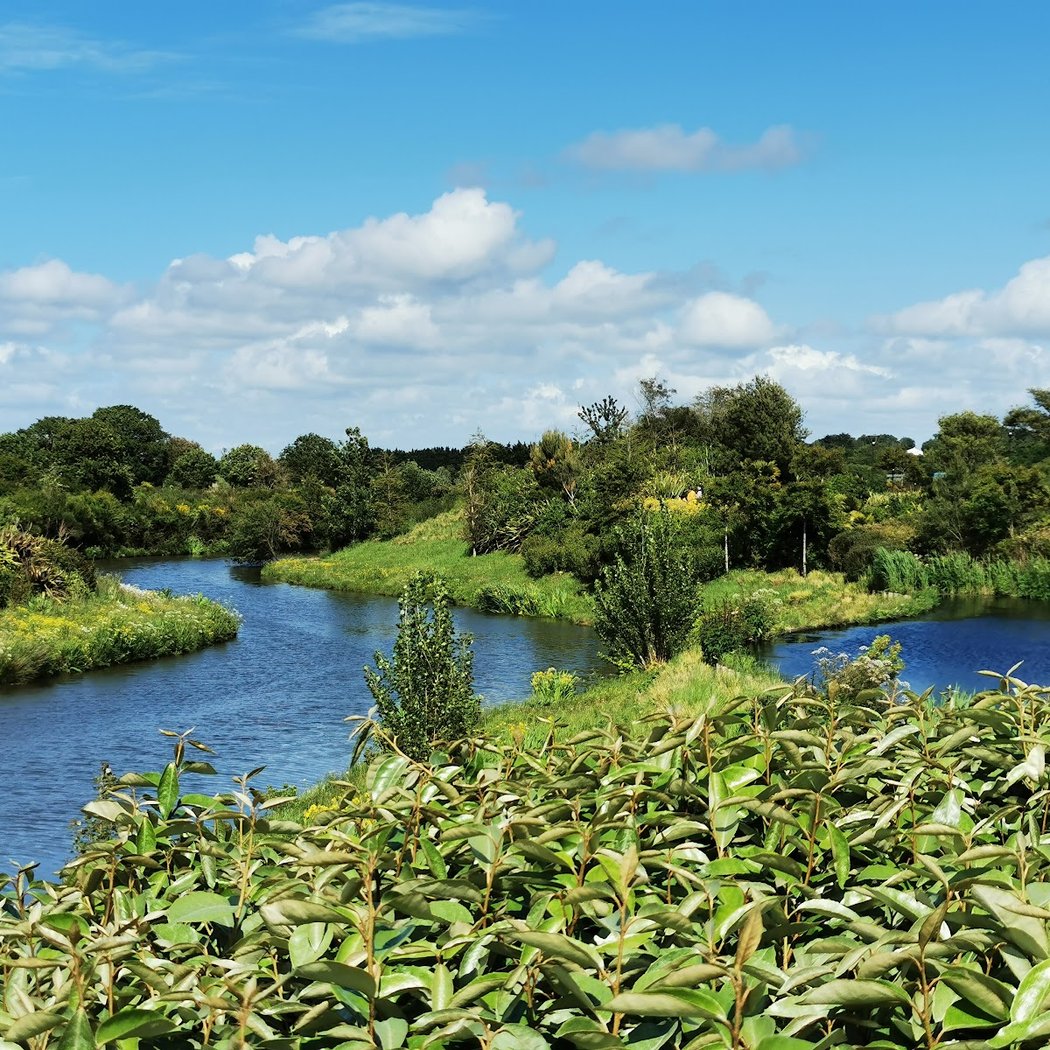 La Ria Botanical Garden 1
