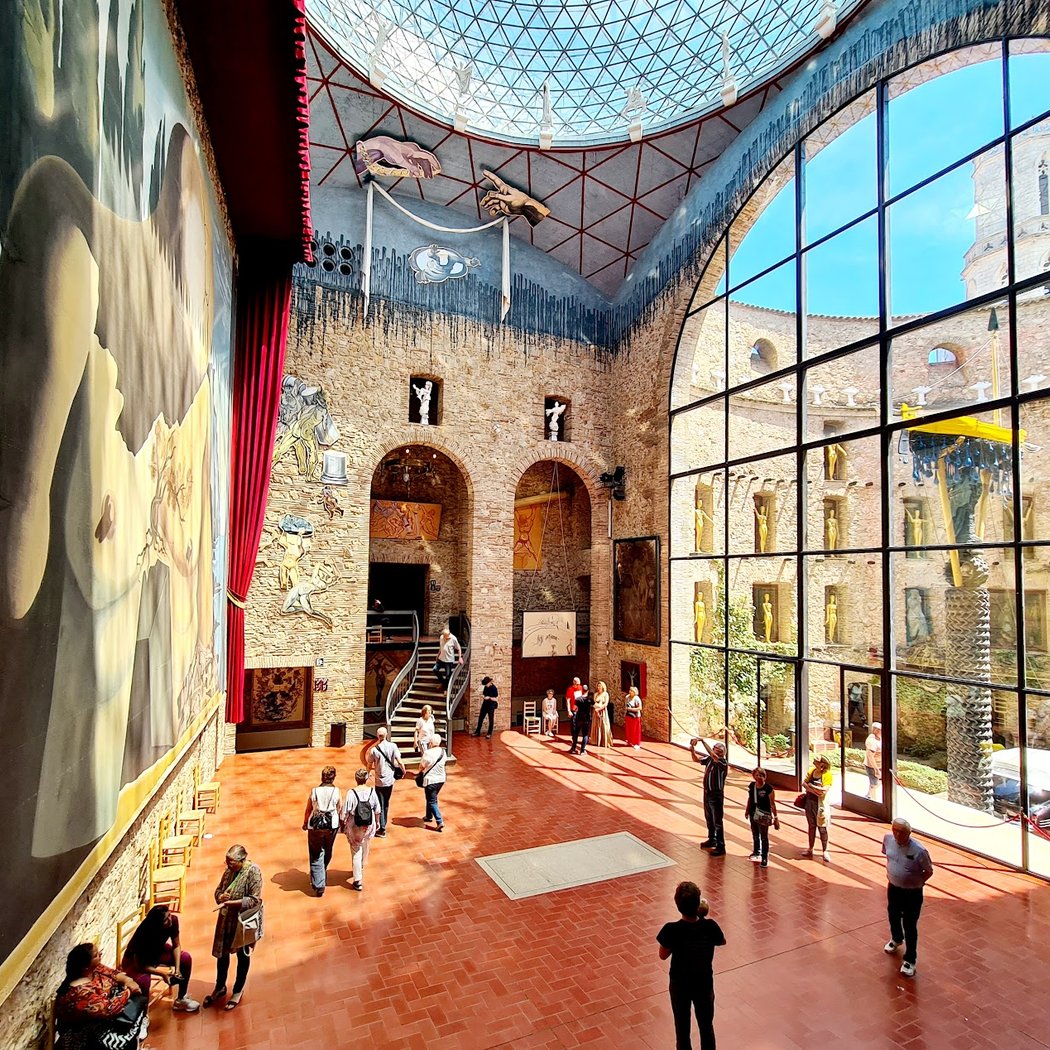 Dalí Theatre-Museum 1