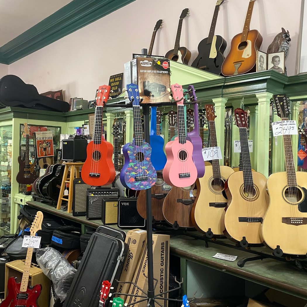 Guitar Bar 3