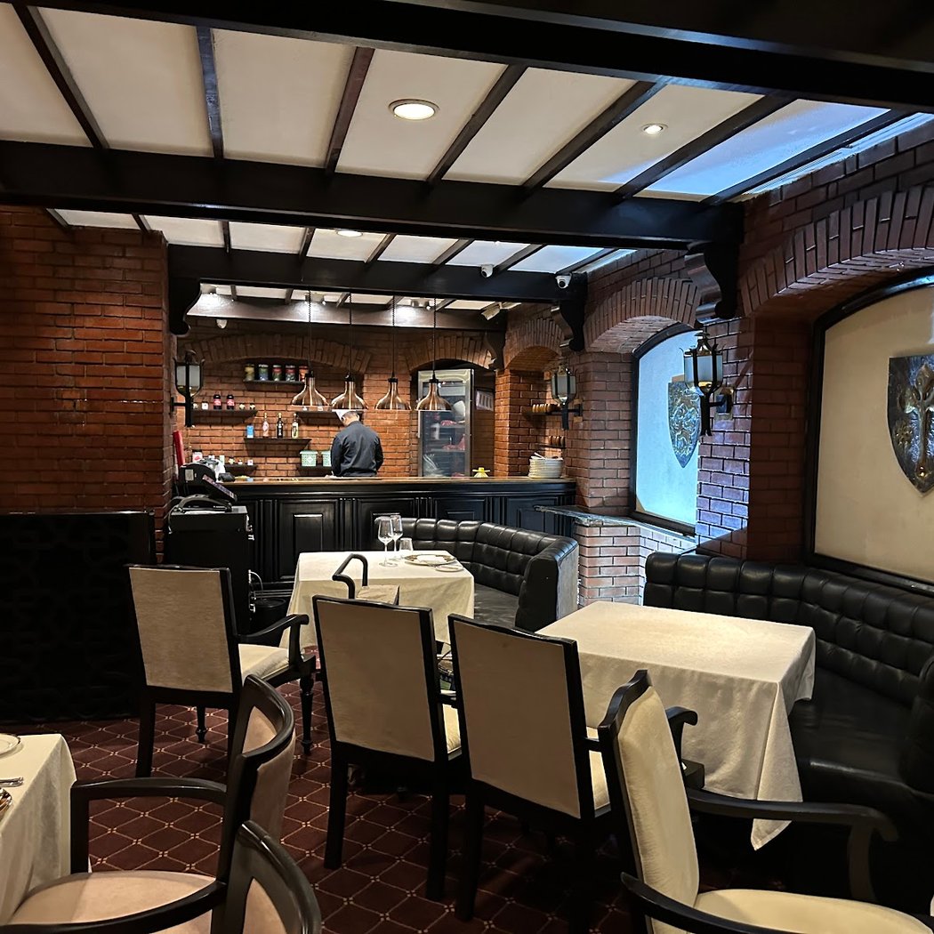 The London Grill 2