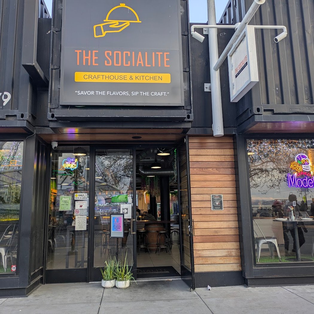 THE SOCIALITE KITCHEN & BREWERY- Fisherman's Wharf- SFO 3