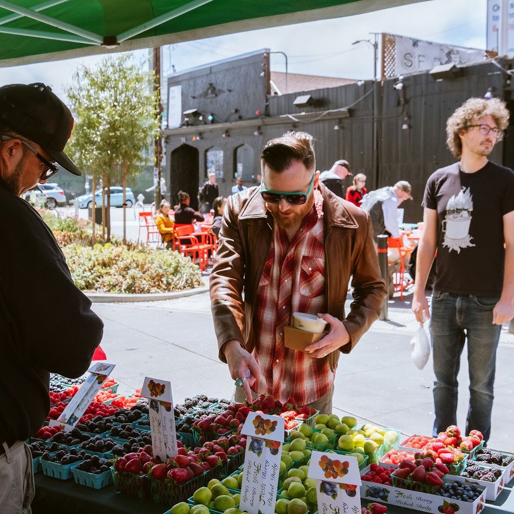 SOMA West Farmers Market at Eagle Plaza 3