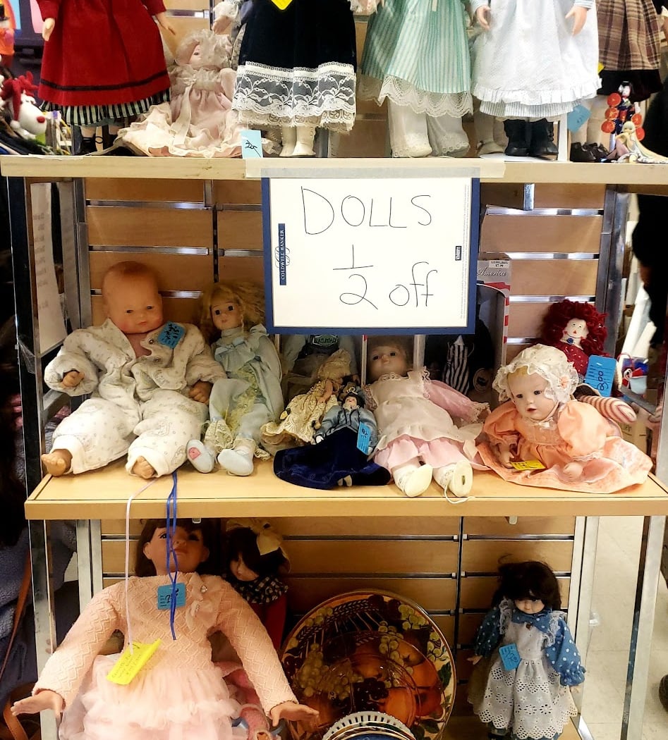 Happy Dragon Thrift Shop 3