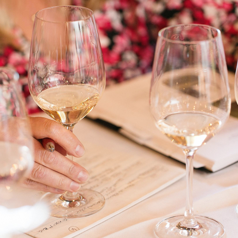 Blind Tasting Aromatic White Wines 1