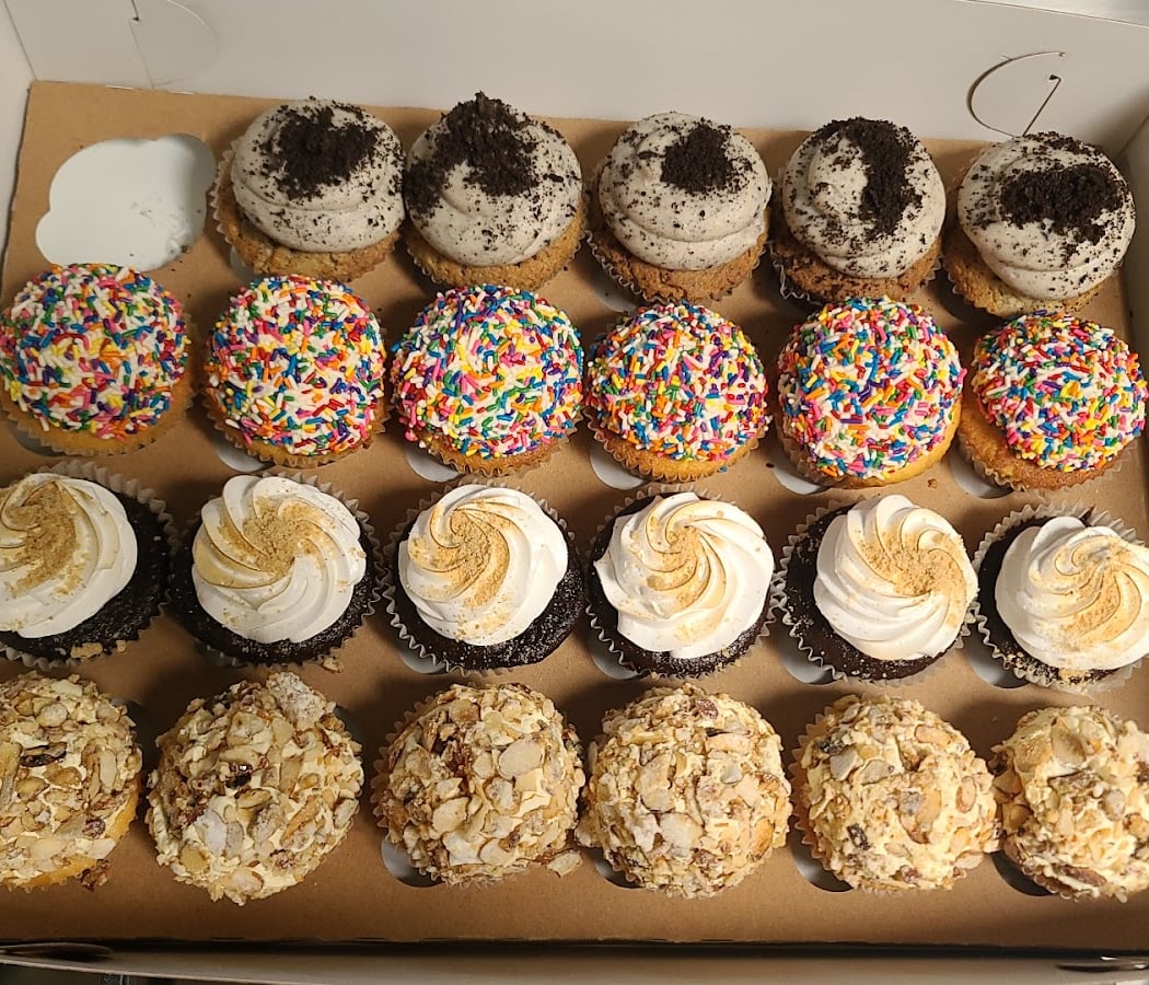 Frost Cupcake Factory 3