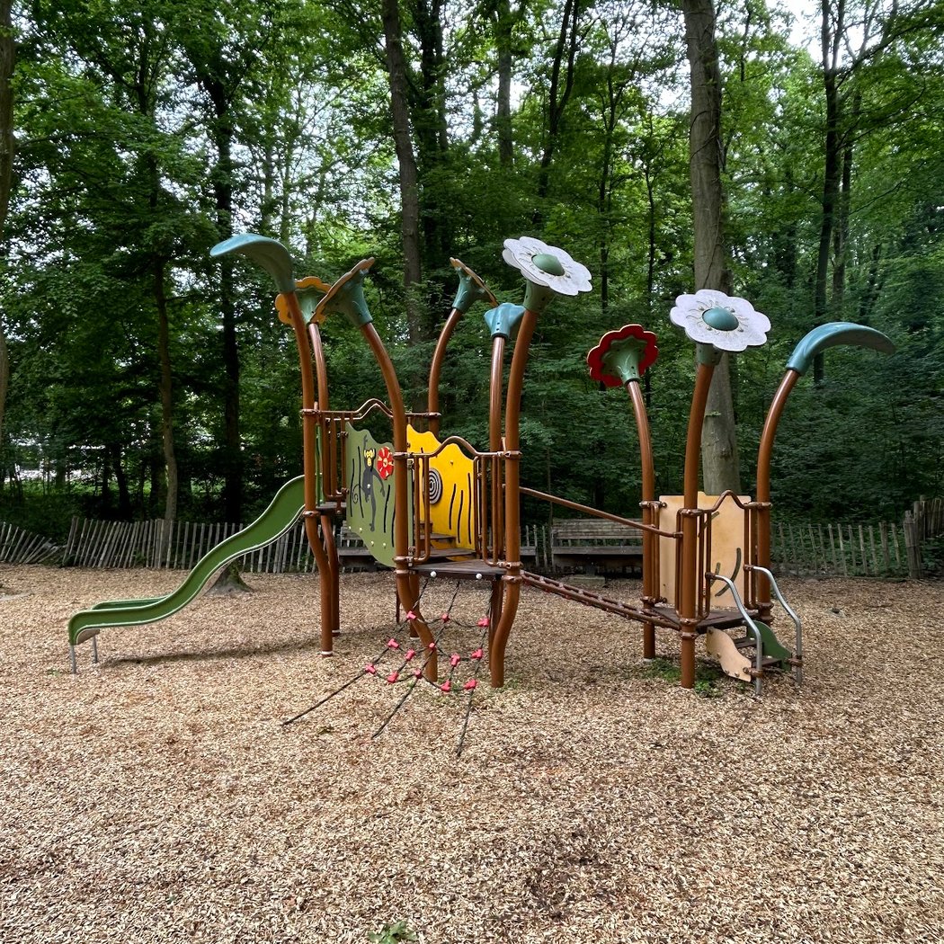Aire de jeux 1